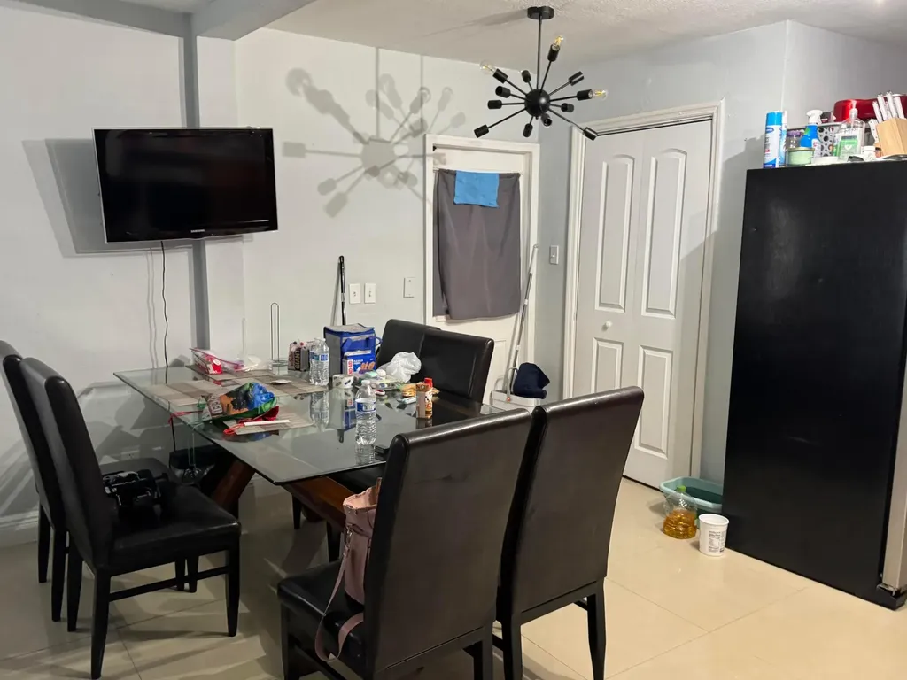 163 SW 5th Street Deerfield Beach FL 33441