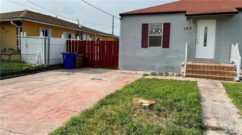 163 SW 5th Street Deerfield Beach FL 33441