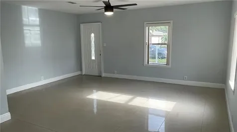 163 SW 5th Street Deerfield Beach FL 33441