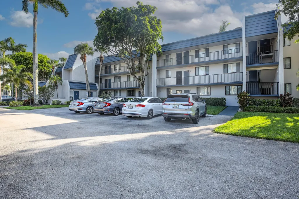 4381 Trevi Court Lake Worth FL 33467