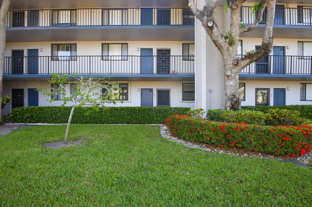 4381 Trevi Court Lake Worth FL 33467