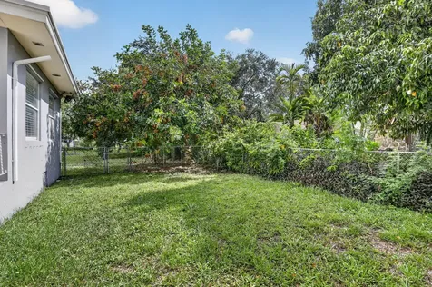 2465 Taylor Street Hollywood FL 33020