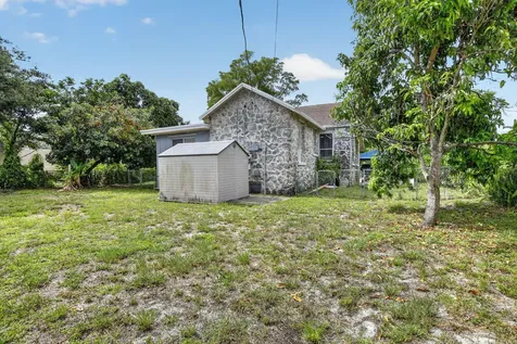 2465 Taylor Street Hollywood FL 33020