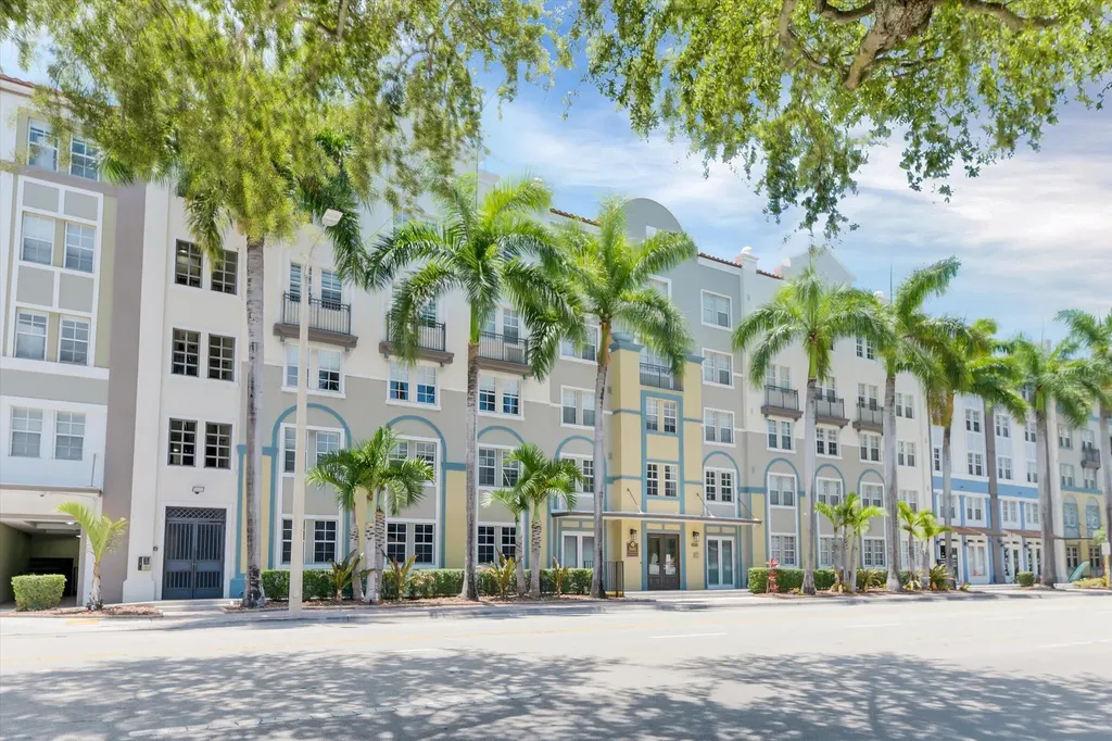 533 NE 3rd Avenue Fort Lauderdale FL 33301