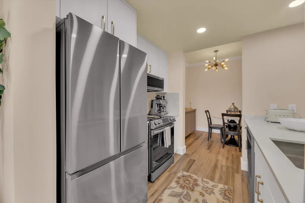 533 NE 3rd Avenue Fort Lauderdale FL 33301