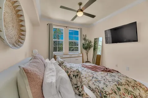 533 NE 3rd Avenue Fort Lauderdale FL 33301