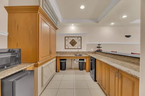 533 NE 3rd Avenue Fort Lauderdale FL 33301