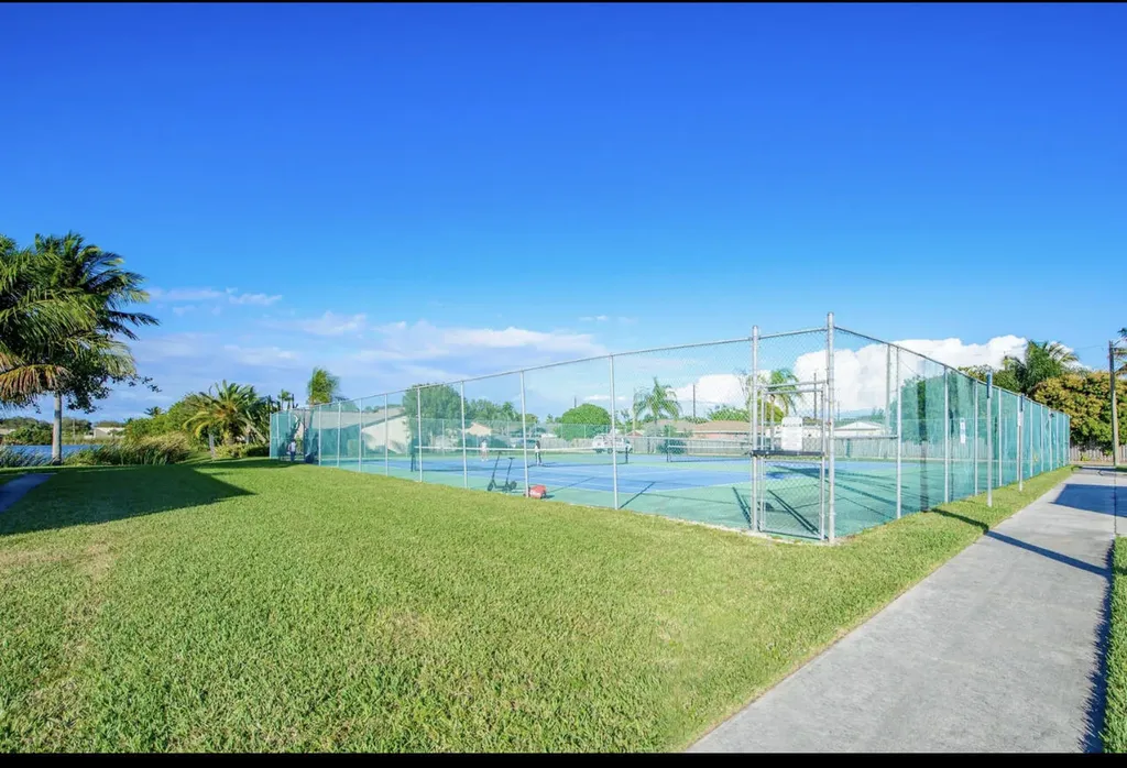 4101 N Waterview Circle Palm Springs FL 33461