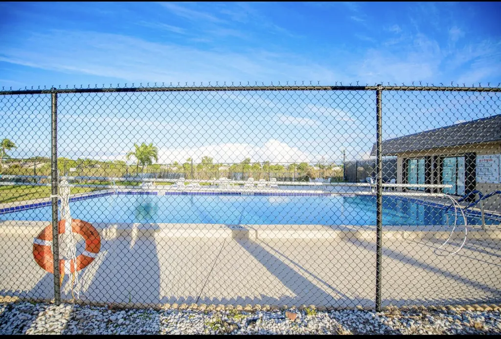 4101 N Waterview Circle Palm Springs FL 33461