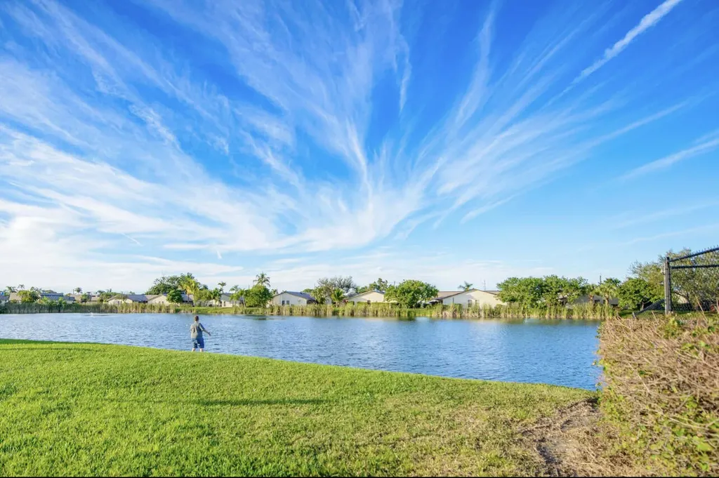 4101 N Waterview Circle Palm Springs FL 33461