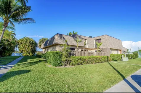 4101 N Waterview Circle Palm Springs FL 33461