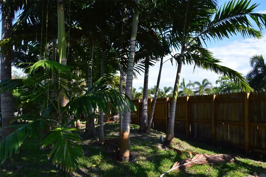 819 NE 14th Court Fort Lauderdale FL 33304