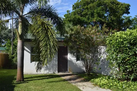 819 NE 14th Court Fort Lauderdale FL 33304