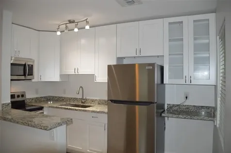 819 NE 14th Court Fort Lauderdale FL 33304