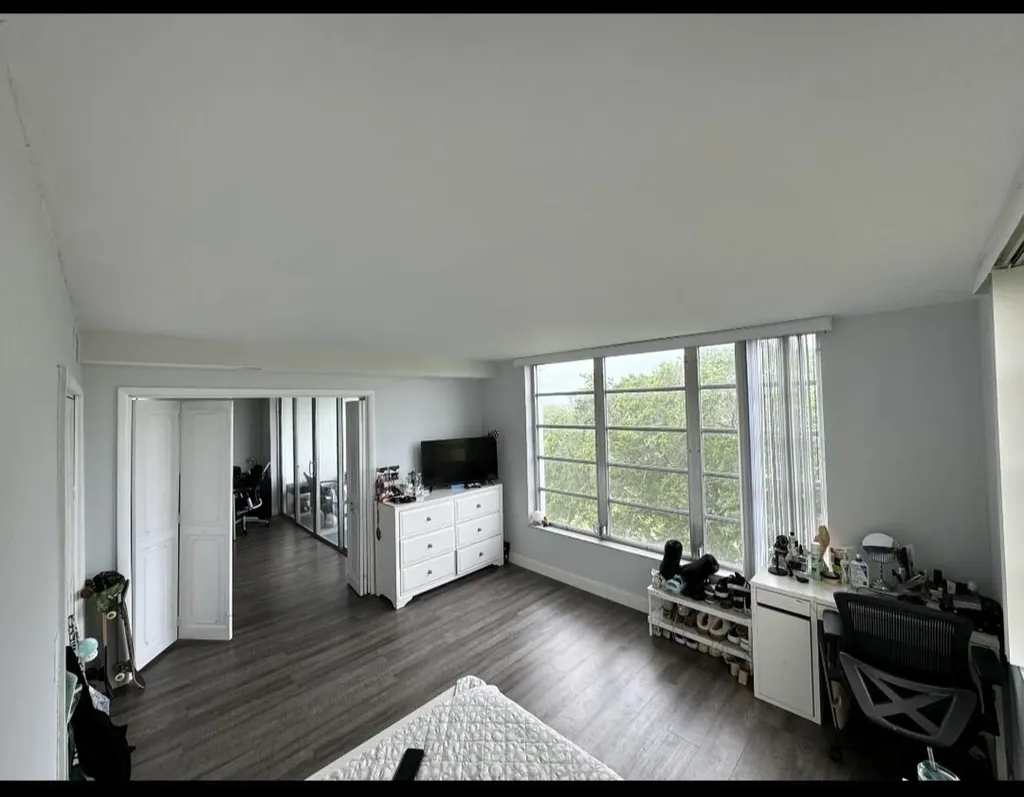 3090 N Course Drive Pompano Beach FL 33069