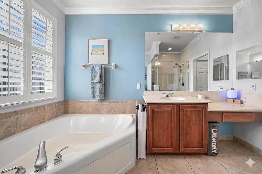 290 NE 5th Avenue Delray Beach FL 33483