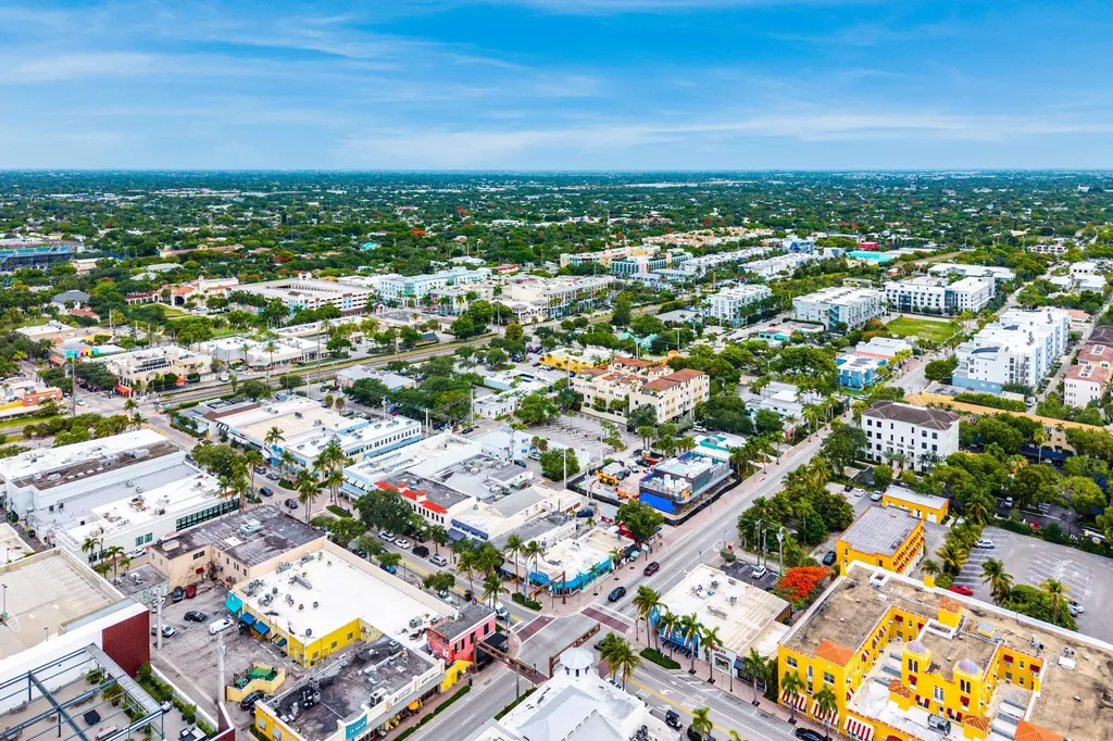 290 NE 5th Avenue Delray Beach FL 33483