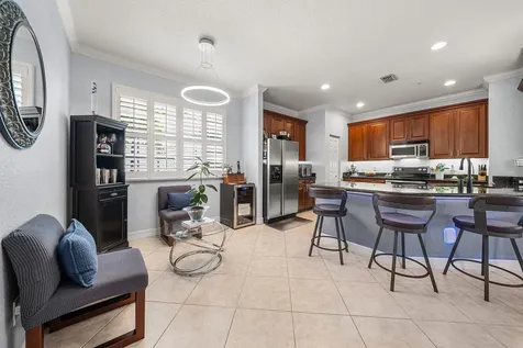 290 NE 5th Avenue Delray Beach FL 33483