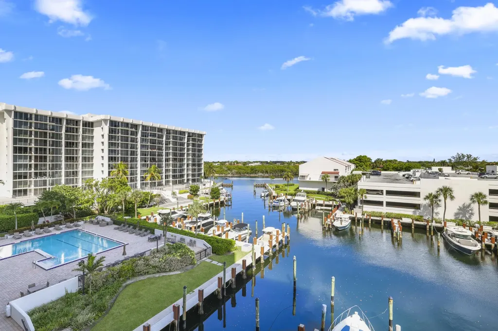 4748 S Ocean Boulevard Highland Beach FL 33487