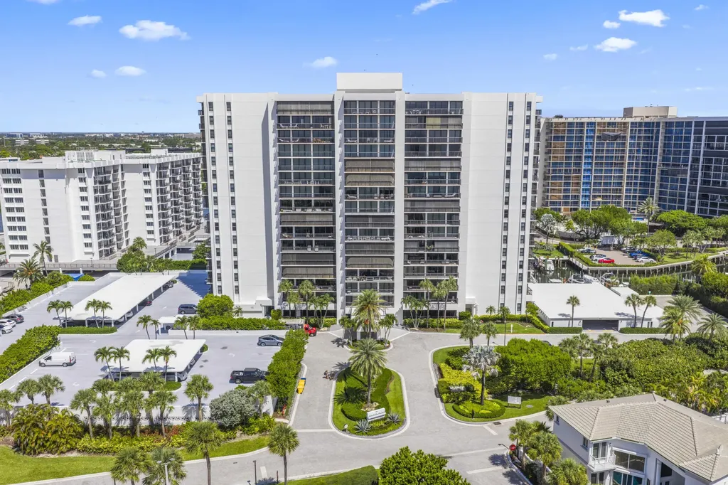 4748 S Ocean Boulevard Highland Beach FL 33487
