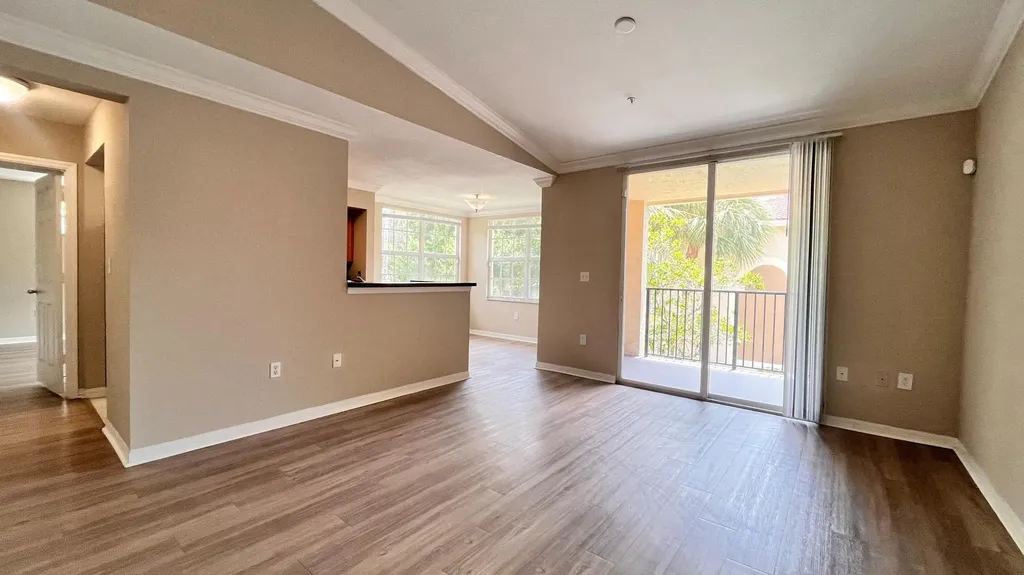 15035 Michelangelo 202 Boulevard Delray Beach FL 33446