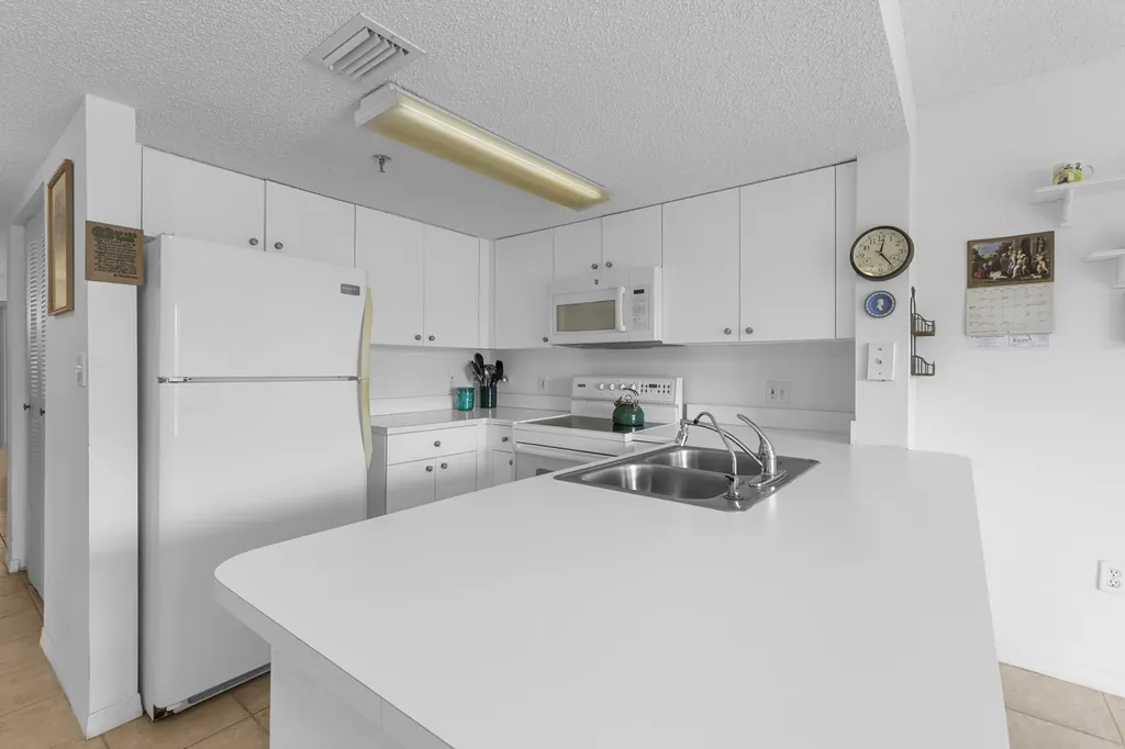 9470 Tangerine Place Davie FL 33324