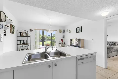 9470 Tangerine Place Davie FL 33324