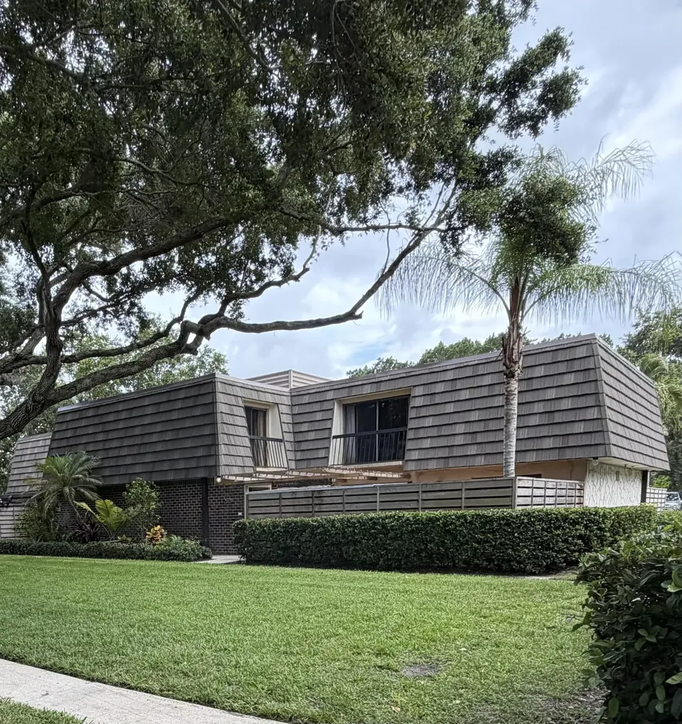 511 5th Terrace Palm Beach Gardens FL 33418