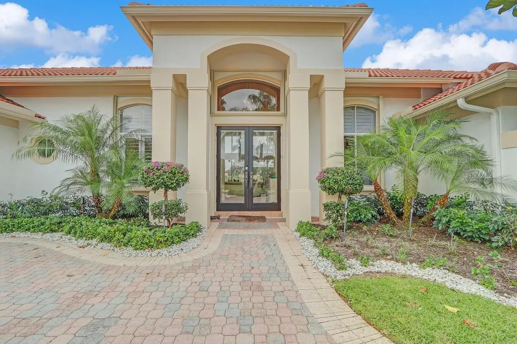 10802 Egret Pointe Lane West Palm Beach FL 33412