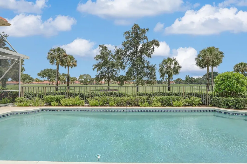 10802 Egret Pointe Lane West Palm Beach FL 33412