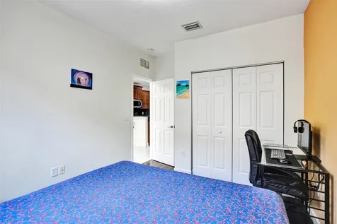8768 NW 98th Avenue Doral FL 33178