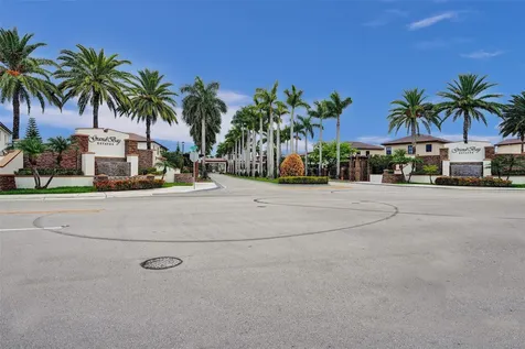 8768 NW 98th Avenue Doral FL 33178