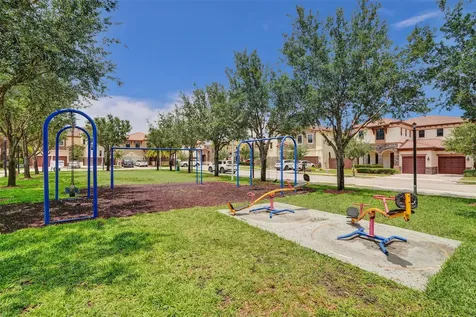 8768 NW 98th Avenue Doral FL 33178