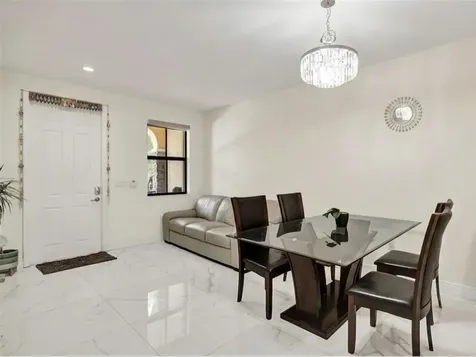 8768 NW 98th Avenue Doral FL 33178