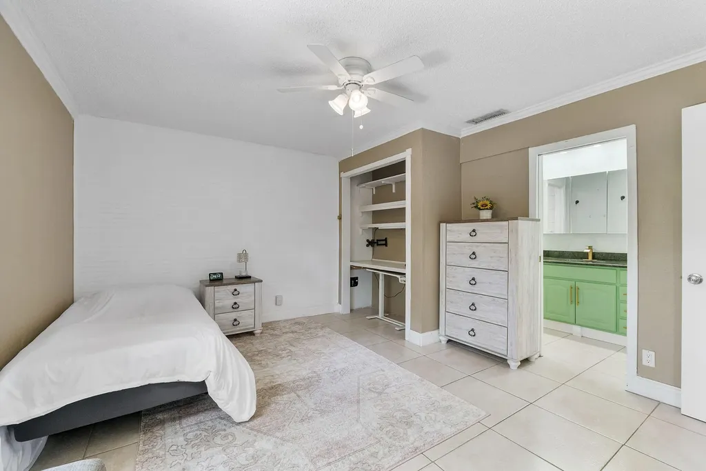 4148 Palm Forest Drive S Delray Beach FL 33445