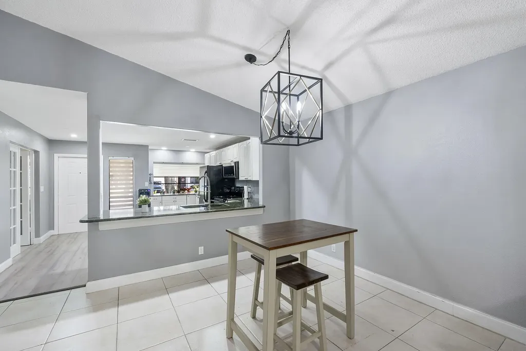 4148 Palm Forest Drive S Delray Beach FL 33445