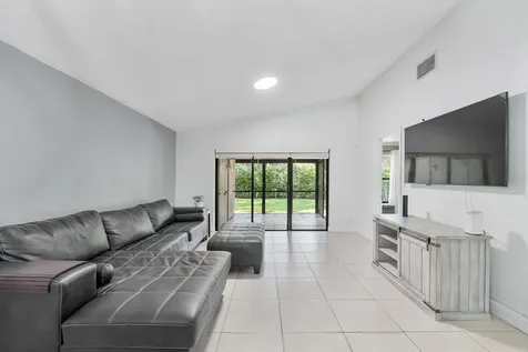 4148 Palm Forest Drive S Delray Beach FL 33445