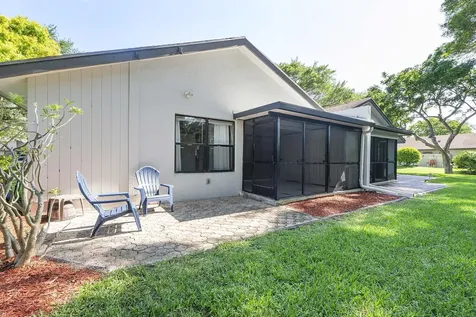 4148 Palm Forest Drive S Delray Beach FL 33445