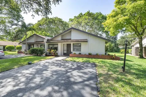 4148 Palm Forest Drive S Delray Beach FL 33445