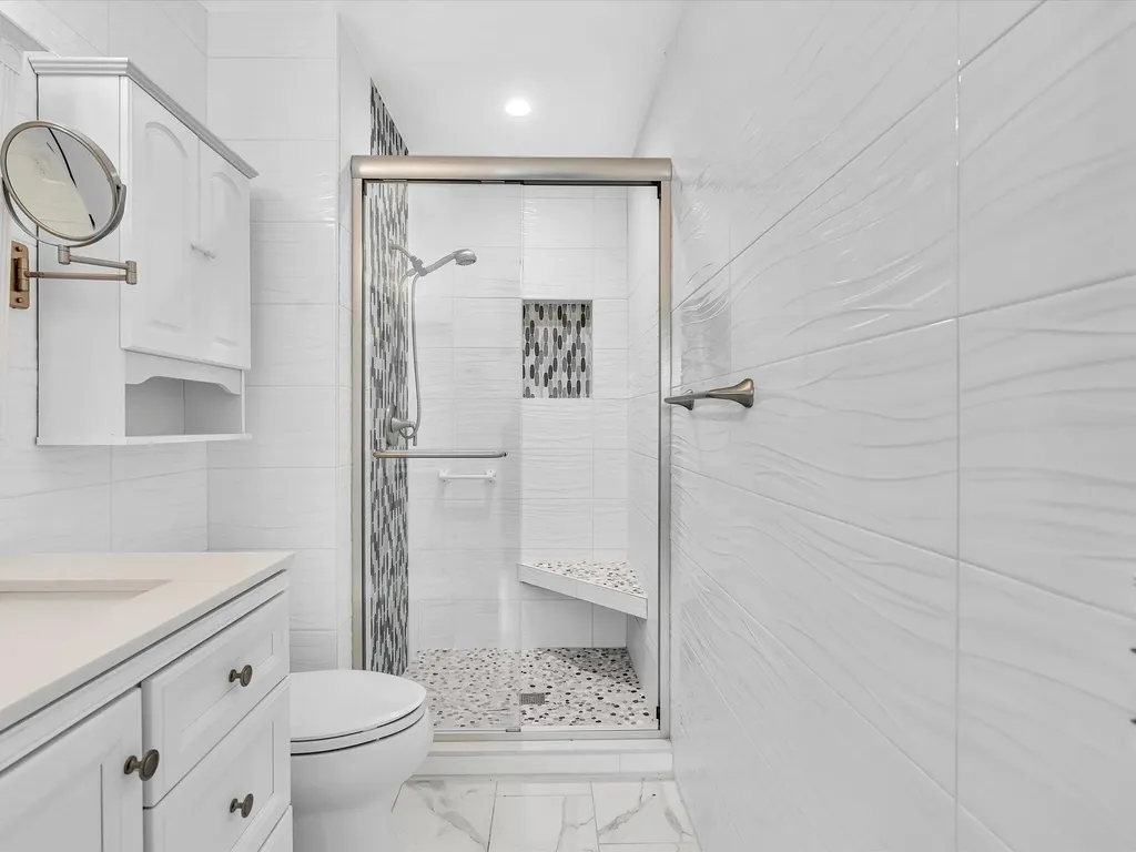 2017 SW Golf Lane Boynton Beach FL 33426