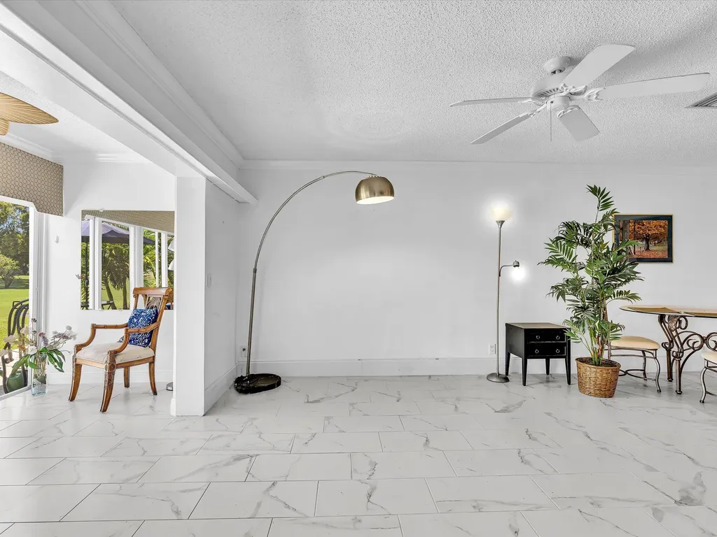 2017 SW Golf Lane Boynton Beach FL 33426