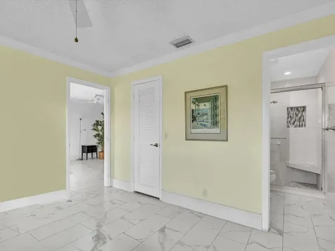 2017 SW Golf Lane Boynton Beach FL 33426
