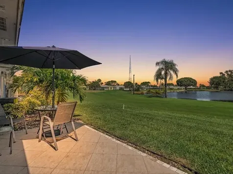 2017 SW Golf Lane Boynton Beach FL 33426