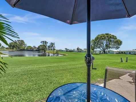 2017 SW Golf Lane Boynton Beach FL 33426