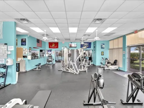 2017 SW Golf Lane Boynton Beach FL 33426