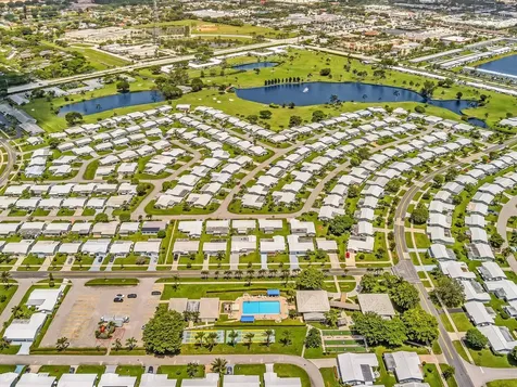2017 SW Golf Lane Boynton Beach FL 33426