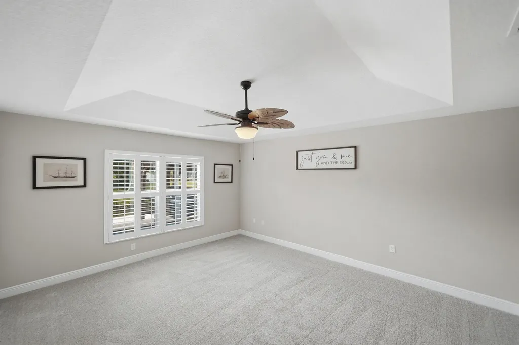 186 NE Dominican Terrace Port St Lucie FL 34983