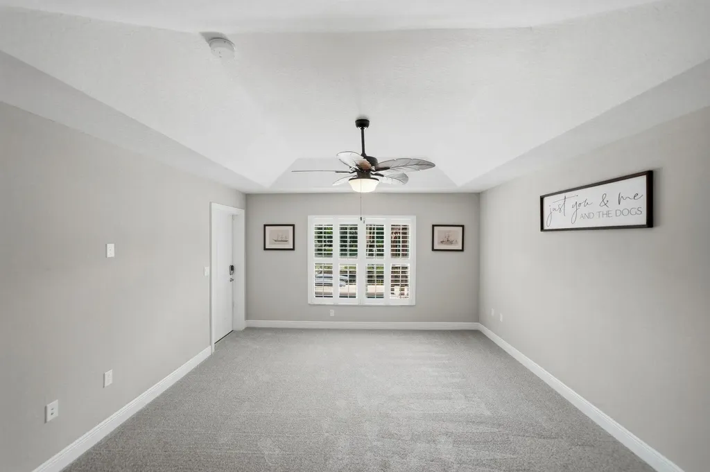 186 NE Dominican Terrace Port St Lucie FL 34983