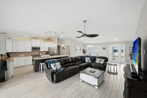 186 NE Dominican Terrace Port St Lucie FL 34983