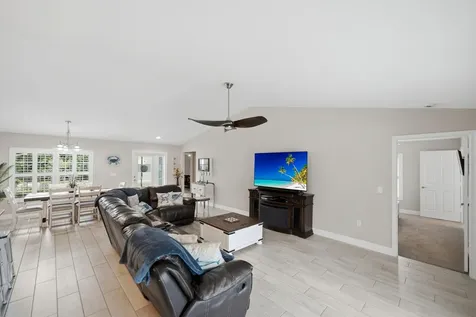 186 NE Dominican Terrace Port St Lucie FL 34983